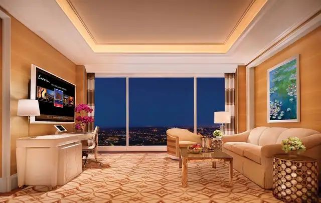 Encore Boston Harbor à Everett, chambre moderne, baie vitrée et vue sur la ville