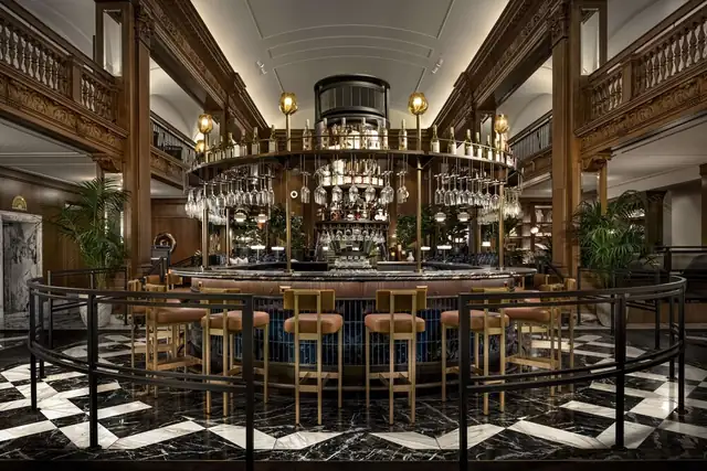 Fairmont Olympic à Seattle, bar de plan circulaire