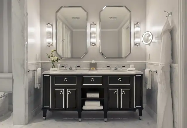 Rosewood Miramar Beach à Montecito, salle de bains avec coiffeuse noire