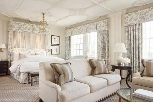 The Hay-Adams à Washington, vaste chambre avec grand lit